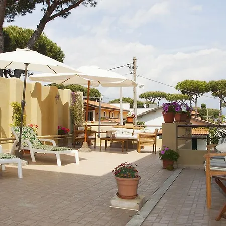Giardino 3* Lido di Camaiore