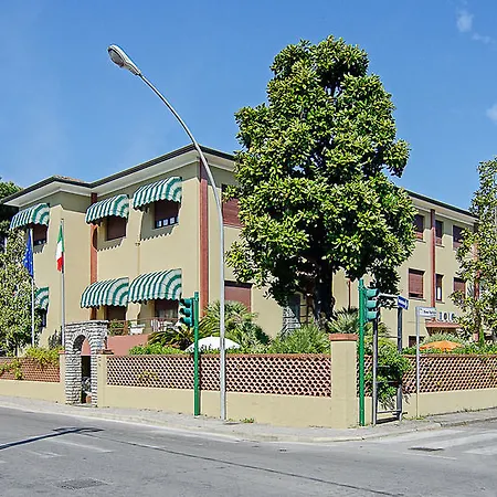 Giardino Hotel Lido di Camaiore